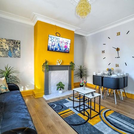 *1Es* For Your Most Relaxed & Cosy Stay + Free Parking + Free Fast Wifi * Leeds  Exteriör bild